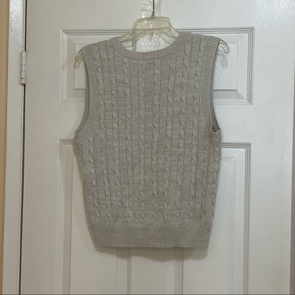 Wild fable gray sweater vest - size L - Picture 5 of 5